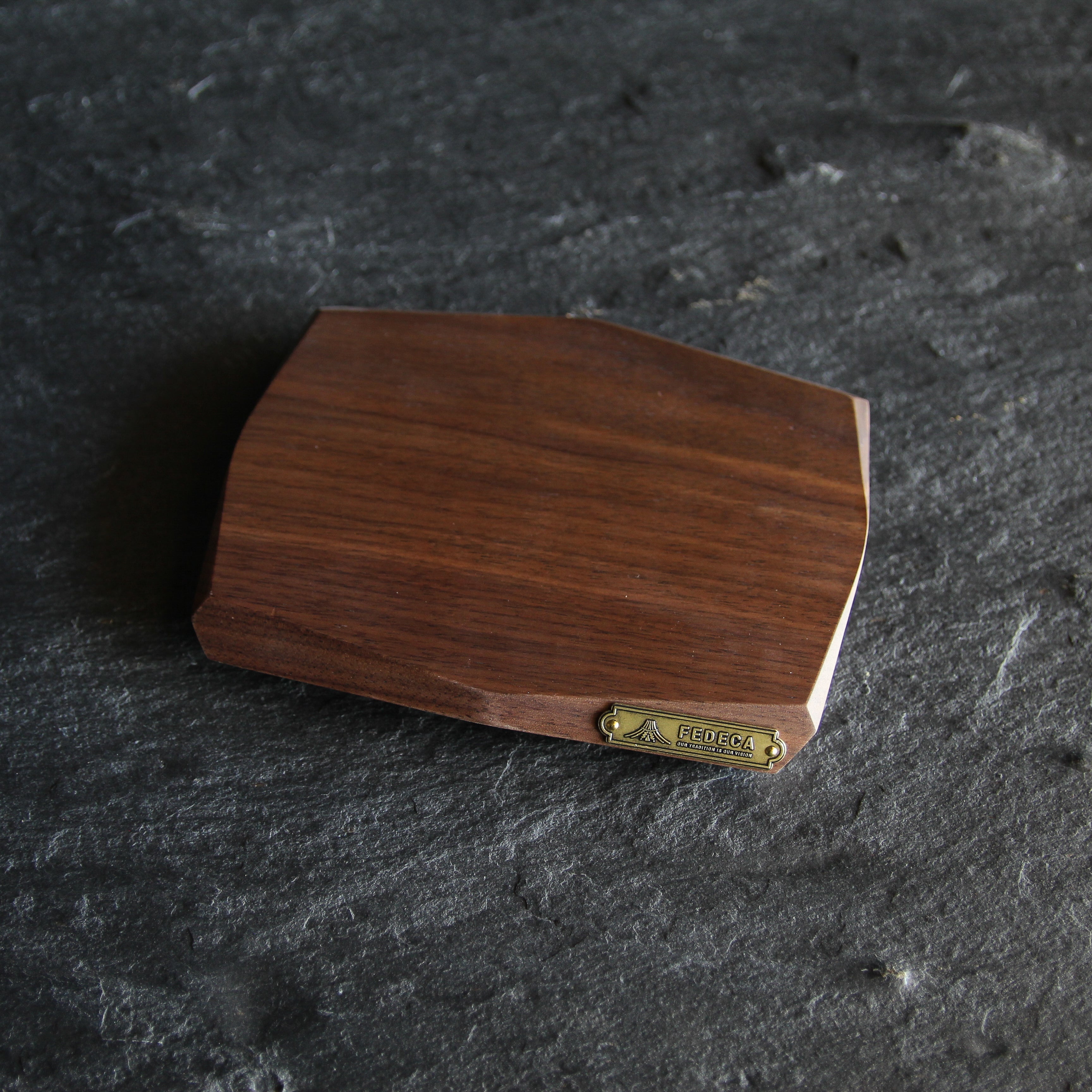 ファセットカッティングボード mini(ウォルナット) 4,950円